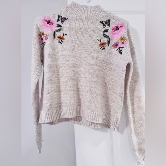 Cloud Chaser Beige Sweater with Pink Floral Embroidery - Picture 3 of 7